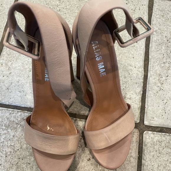 Alias Mae Bodhi heels - Picture 7 of 8